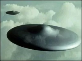 UFO Raksasa Berputar Dilihat Oleh 400 Siswa & Guru Sekolah